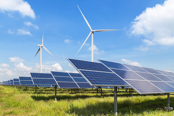 © Soonthorn - stock.adobe.com Strom aus regenerativen Energien macht unabhängig und klimaresilient, so das Unternehmen Rabot Energy. Es fordert deshalb den konsequenten Ausbau der Erneuerbaren sowie den der Netzinfrastruktur.